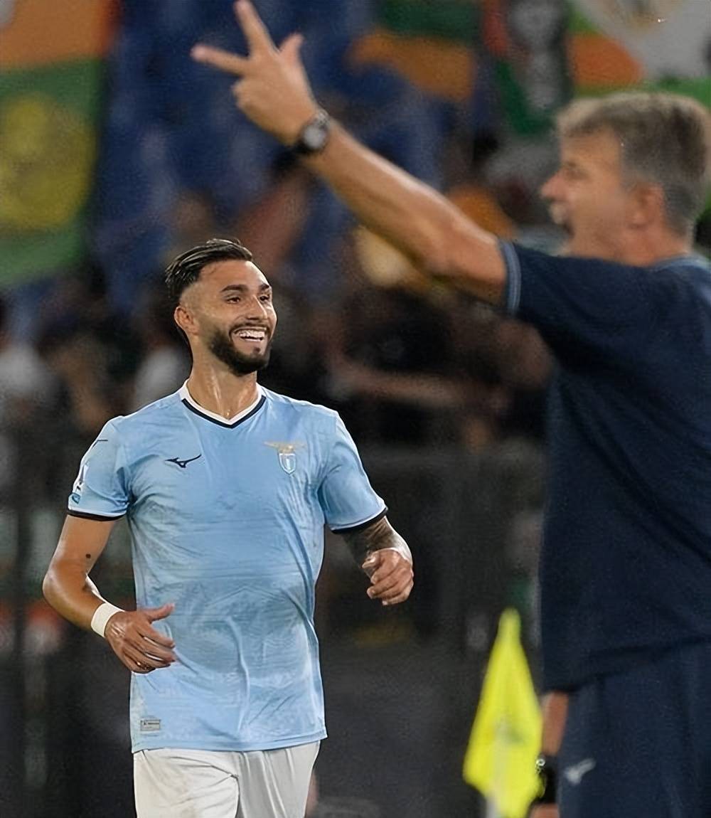 阿贾克斯转会期篮板制胜；志在欧联名次提升；引发热议；细节决定成败 