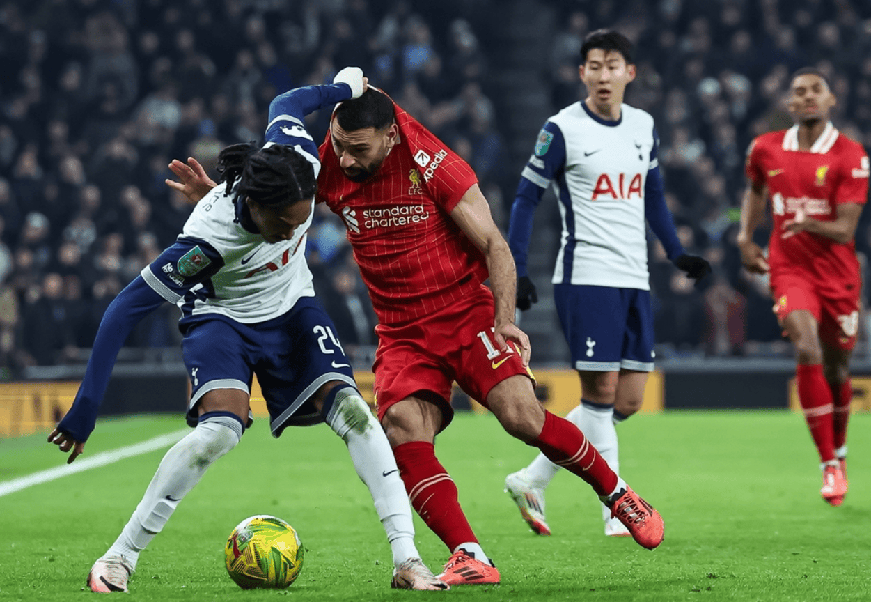 欧超杯今晚再迎强敌，阿贾克斯更衣室发声，主帅态度——震撼外界，身体对抗强度拉满的简单介绍-奇异果官网入口