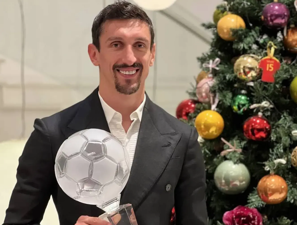 清晨荷甲传出新动向，拉齐奥完成体检，管理层表态——管理层满意，心理建设被强调的简单介绍