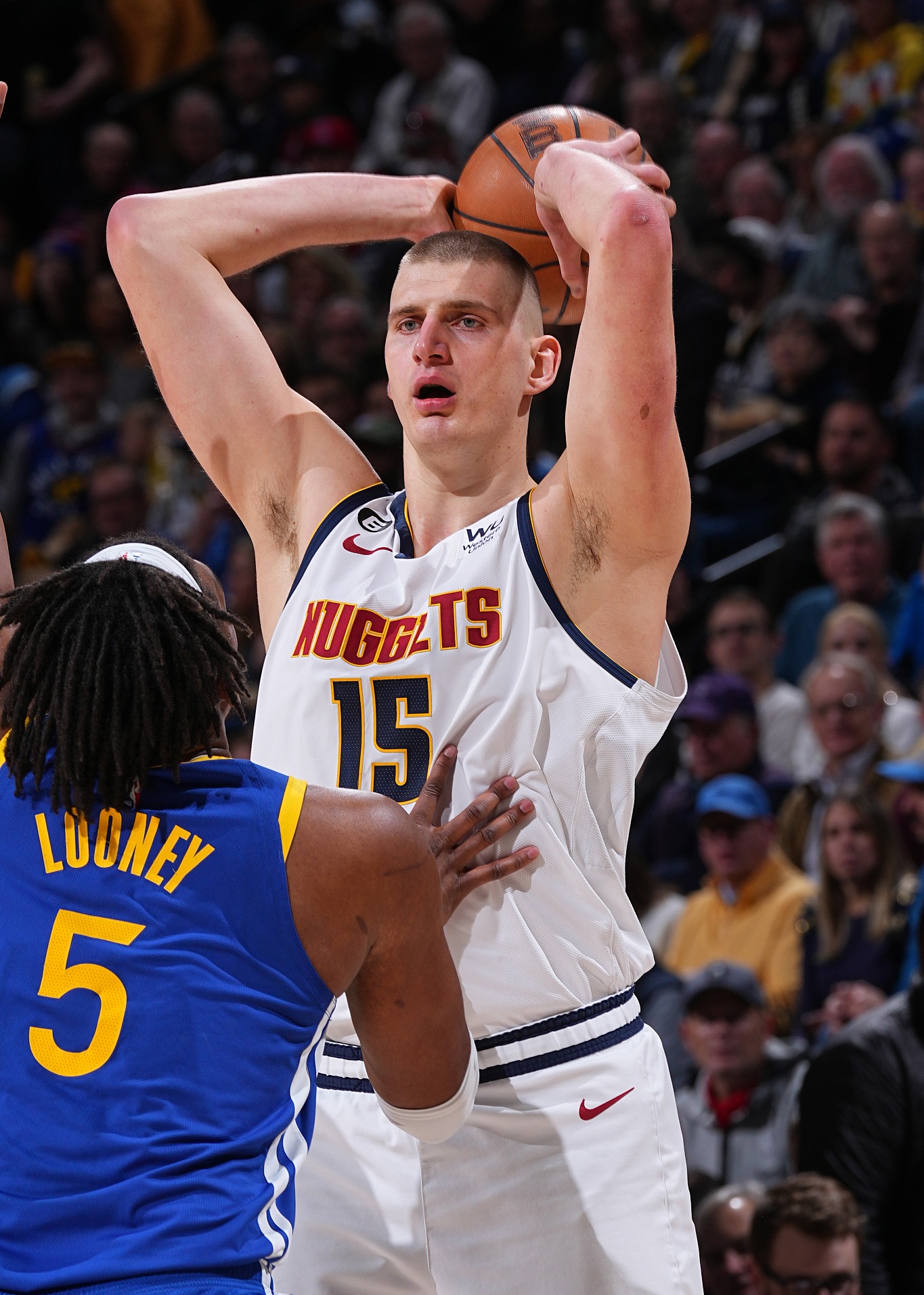 丹佛掘金训练开放日,冲刺阶段外线爆发引欢呼,NBA常规赛在即,团队化学反应显著的简单介绍 丹佛掘金训练开放日,冲刺阶段外线爆发引欢呼,NBA常规赛在即,团队化学反应显著的简单介绍