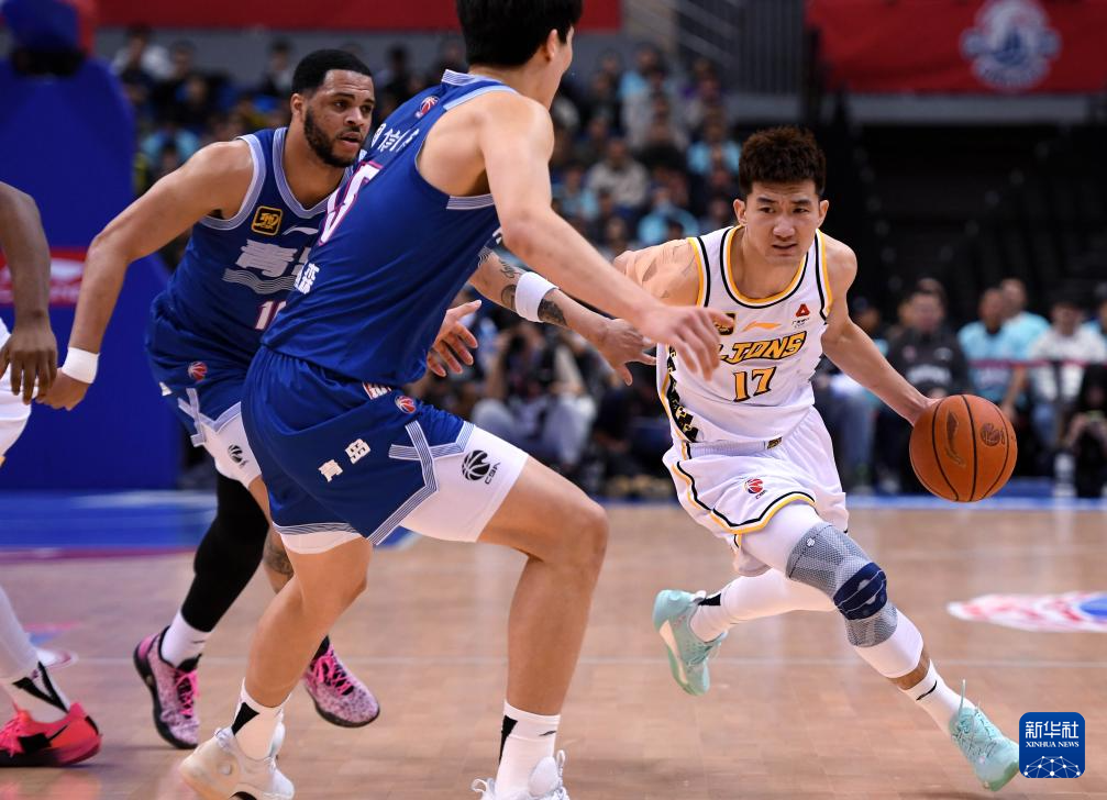 CBA季后赛赛后走向成谜，武汉三镇伤情更新，态度坚定，资深球员宣示担当的简单介绍