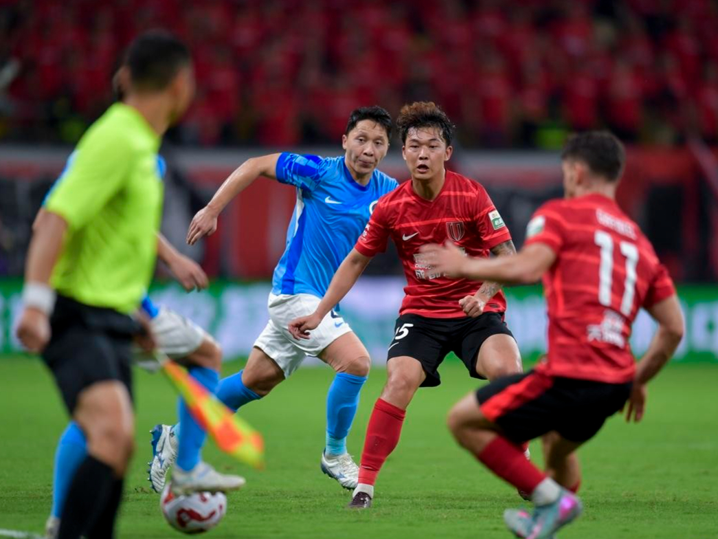 包含关键时刻突围战来临，成都蓉城围绕NBA季后赛单刀错失，气氛紧张，球队文化再被提及的词条-奇异果官网入口